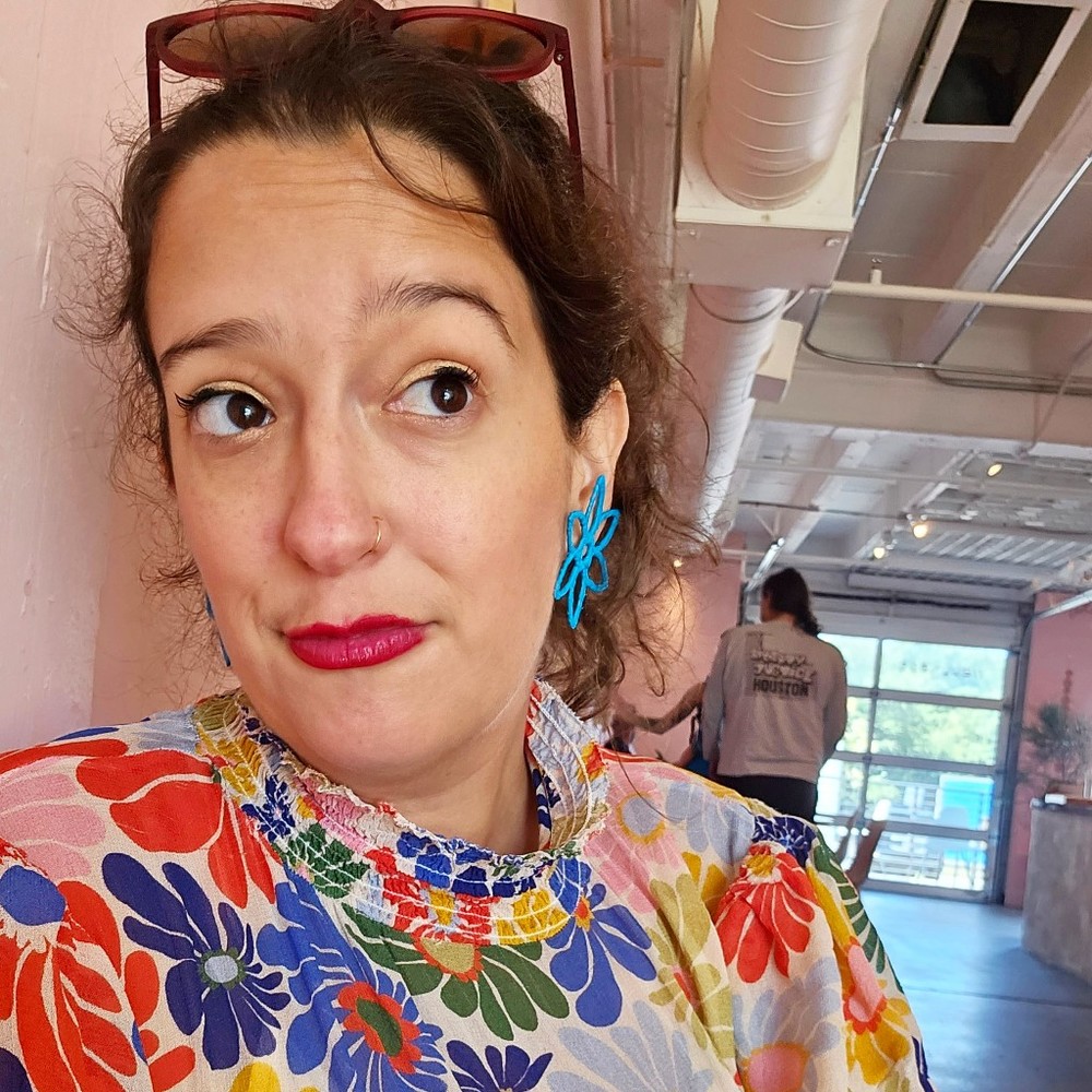 Meet your Posher, Clarissa